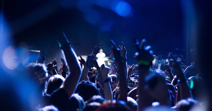 muzyka--kt--ra-m--wi-sama-za-siebie--koncert-avra--auto-1750